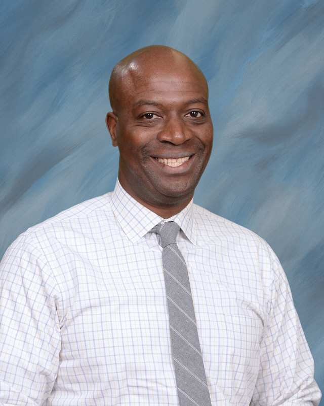 Photo of Roobhenn Smith - Assistant Elementary Principal