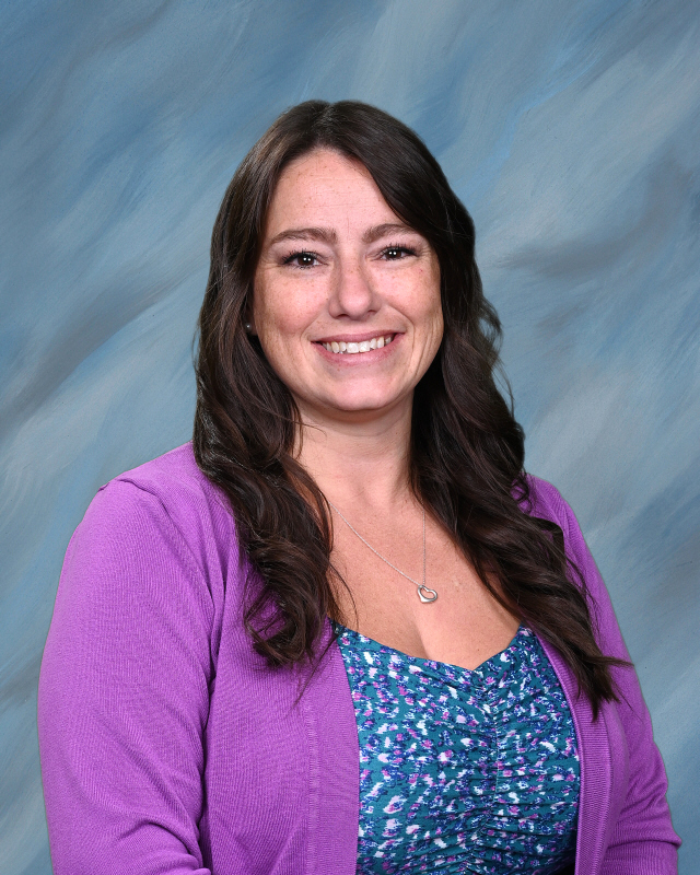 Kelly Rakus, Paraprofessional